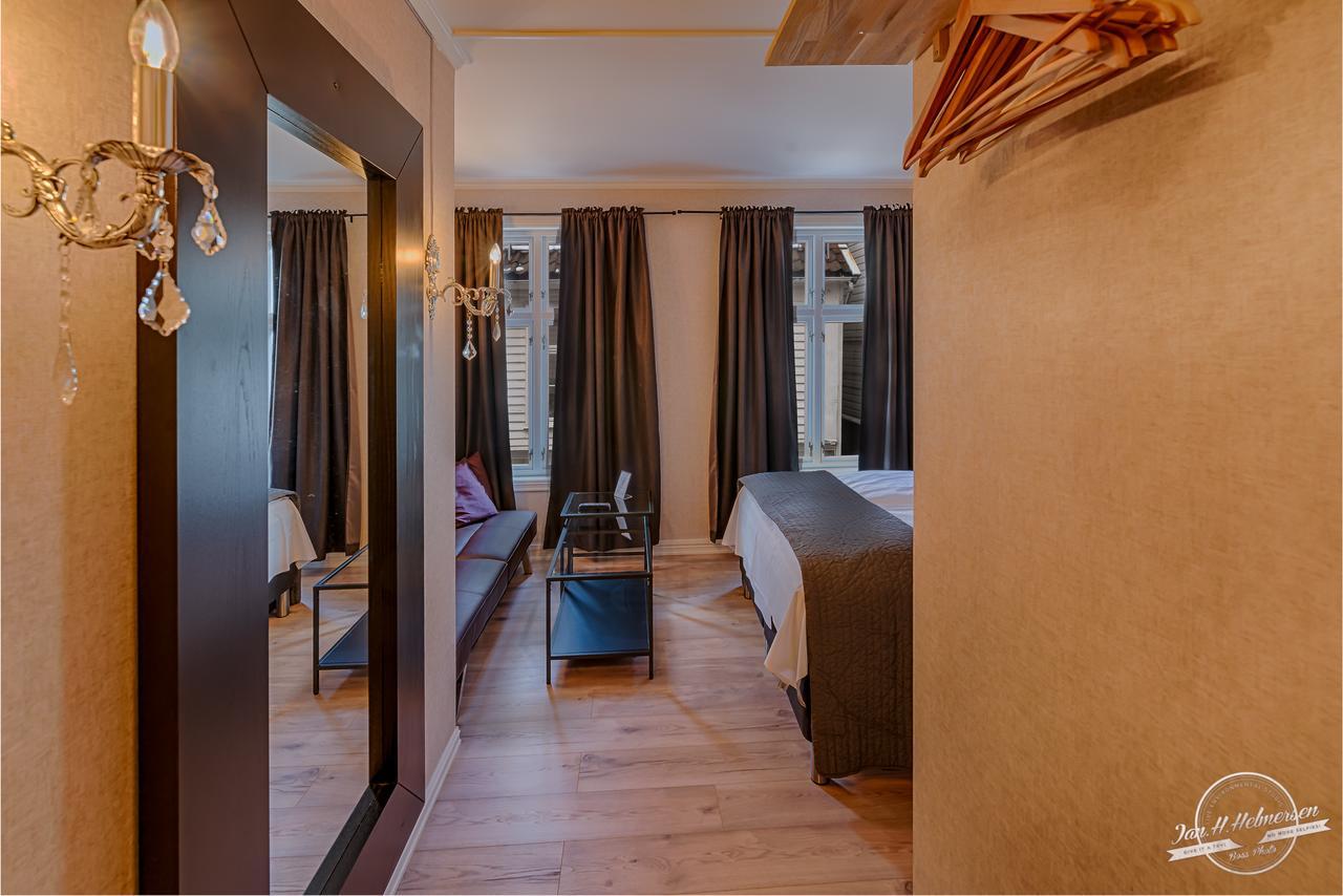 Kjobmandsgaarden Hotel Mandal Exterior photo